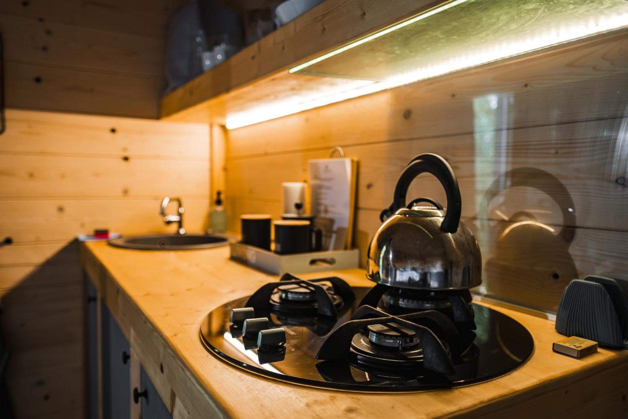 Glamping Treehouse *