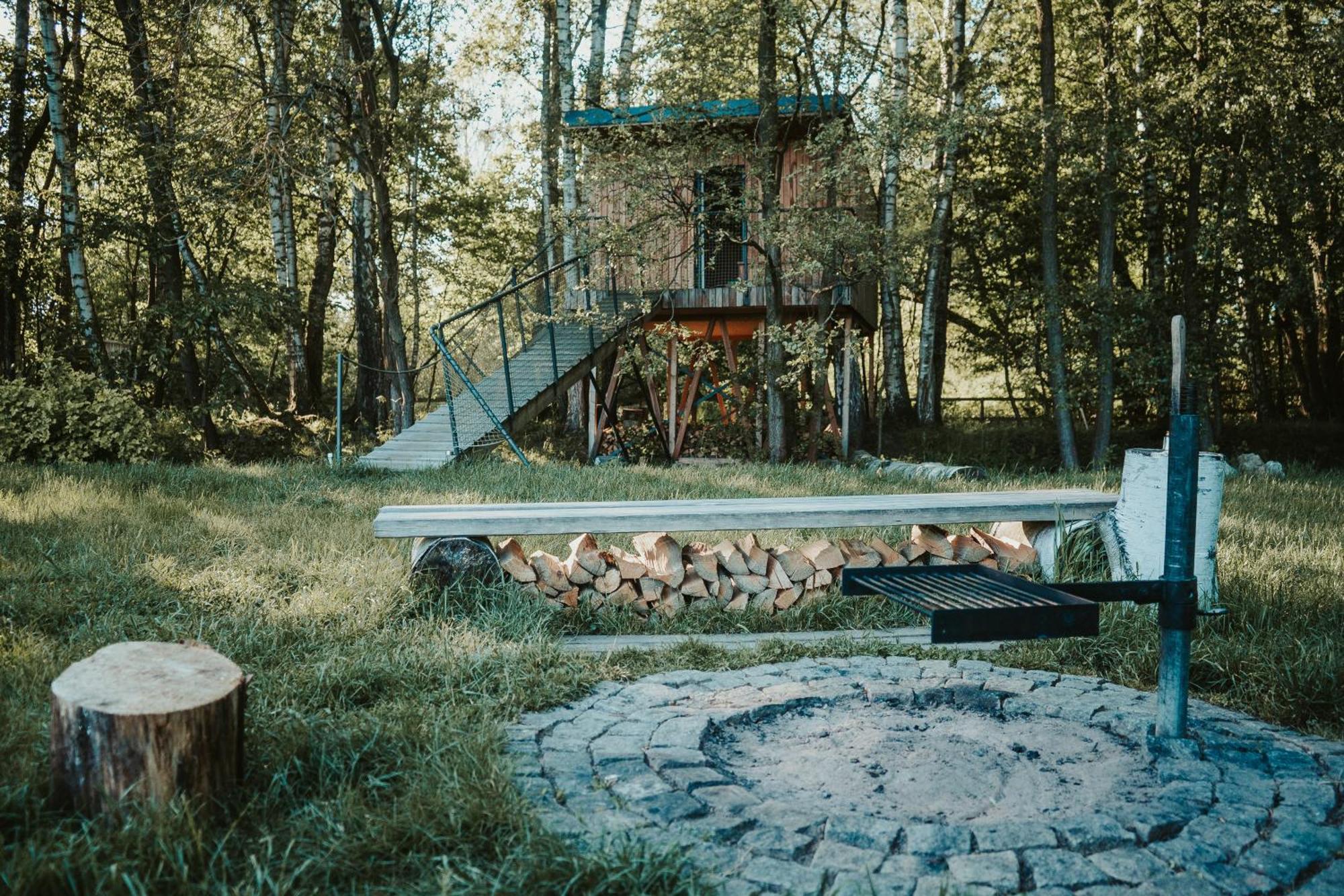 Treehouse *